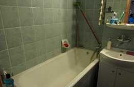 Apartament 4 camere, 90 mp, decomandat, etaj intermediar, zona Billa