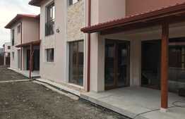 Casa cuplata, 155 mp utili, teren 292 mp, zona rezidentiala linistita!