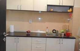  Garsoniera 40 mp, nisa de dormit, prima inchiriere, parcare, zona Iulius Mall