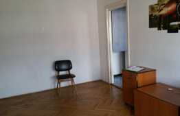 Apartament 2 camere, 48 mp, parcare, zona Cinema Florin Piersic