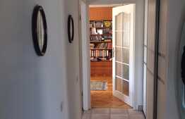 De vanzare apartament 4 camere, 82 mp, decomandat, zona strazii Donath