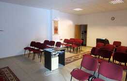 Spatiu comercial cu vitrina, 55 mp, open space, in zona centrala