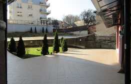 Spatiu comercial cu vitrina, 55 mp, open space, in zona centrala