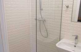 De inchiriat garsoniera 40 mp, imobil casa/vila, prima inchiriere, zona centrala