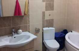 De vanzare apartament 2 camere, 47 mp, terasa, parcare, zona Kaufland