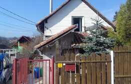 Casa individuala, 160 mp utili, teren de 250 mp, zona linistita!