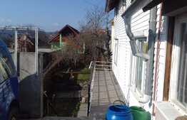 Casa individuala, 160 mp utili, teren de 250 mp, zona linistita!