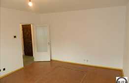 De vanzare apartament cu 1 camera, 38 mp, decomandat , cu loc de parcare