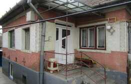 Casa individuala, 80 mp utili, teren de 250 mp, zona linistita