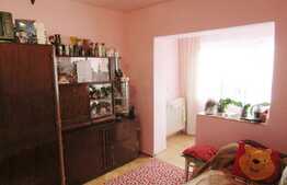 Apartament 3 camere, 65 mp, decomandat, etaj intermediar, zona BRD Marasti