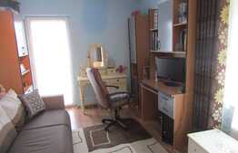 Duplex de vanzare, 120 mp, teren de 60 mp! Mobilat si utilat! Zona de case!