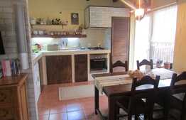 Duplex de vanzare, 120 mp, teren de 60 mp! Mobilat si utilat! Zona de case!