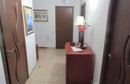 De vanzare apartament 3 camere, 75 mp! Mobilat si utilat! Zona strazii Cetatii!