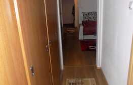 Apartament 3 camere, 55 mp, etaj intermediar, boxa la subsol, zona Big