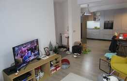 Triplex cu arhitectura mediteraneana. 98 mp, teren de 100 mp, zona linistita!