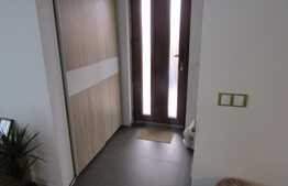 Triplex cu arhitectura mediteraneana. 98 mp, teren de 100 mp, zona linistita!