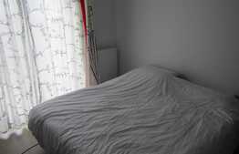 Triplex cu arhitectura mediteraneana. 98 mp, teren de 100 mp, zona linistita!