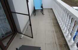 Triplex cu arhitectura mediteraneana. 98 mp, teren de 100 mp, zona linistita!