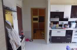 2 camere decomandate, 44 mp, A. C., boxa subsol, parcare, zona Big. La cheie!