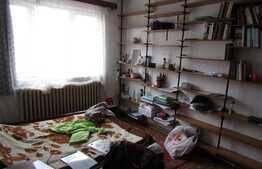 De vanzare apartament 4 camere, 84,34 mp, decomandat, zona Big