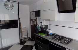 Apartament finisat/mobilat 3 camere, 70 mp, boxa la subsol, zona Piata Flora