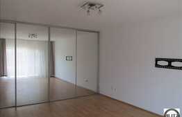 1 camera, 46 mp utili, loc de parcare,  in zona strazii Florilor