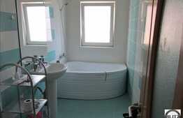 1 camera, 46 mp utili, loc de parcare,  in zona strazii Florilor