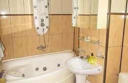 Apartament 3 camere, 68 mp, decomandat, prima inchiriere, zona strazii Bartes