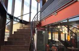 Spatiu cu destinatii multiple, 450 mp!