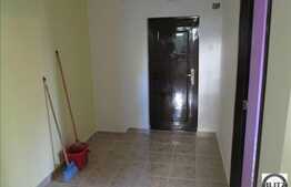 Apartament 2 camere, decomandat, 50 mp utili, boxa la subsol, zona Interservisan