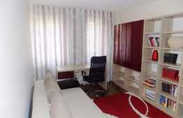 3 camere, 103 mp, terasa 40 mp, garaj, zona strazii Gruia. La cheie!