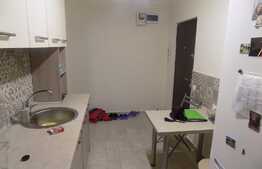 Apartament 3 camere, 54 mp, boxa subsol, zona Big. La cheie!