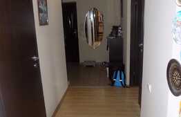 De vanzare apartament 3 camere, 72 mp, parcare, zona Primariei Baciu