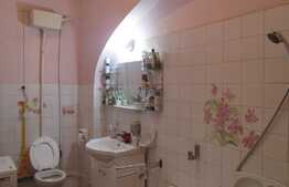 Casa individuala, 120 mp utili, teren de 221 mp, zona centrala!