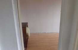 De vanzare apartament 3 camere, 46 mp, zona Minerva