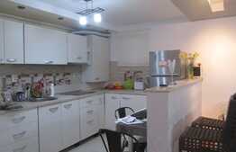 De vanzare apartament 2 camere, 53 mp utili, terasa 18 mp, parcare, zona Oncos