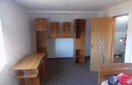 De vanzare 4 camere, 128 mp, decomandat, terasa 25 mp, zona Restaurant Regal