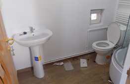 De vanzare 4 camere, 128 mp, decomandat, terasa 25 mp, zona Restaurant Regal