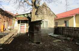 Casa demolabila, 40 mp utili, teren de 160 mp, zona buna!