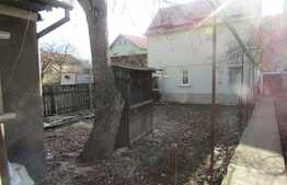 Casa demolabila, 40 mp utili, teren de 160 mp, zona buna!