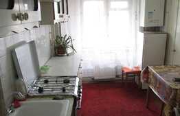 3 camere, 70 mp, decomandat, parcare, zona Piata Cipariu