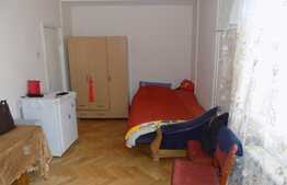 Garsoniera de inchiriat, 26 mp, decomandata, zona Profi