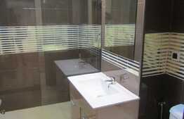 Apartament cu 2 camere, 60 mp, mobilat lux, parcare, zona Iulius Mall