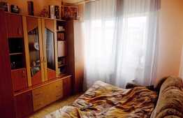 Oportunitate!!! Apartament 4 camere, 87,2 mp, decomandat, parcare, boxa, zona Minerva