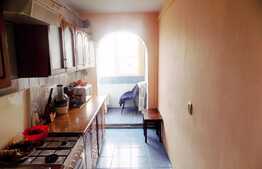 Oportunitate!!! Apartament 4 camere, 87,2 mp, decomandat, parcare, boxa, zona Minerva