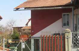 Casa cuplata 150 mp utili, teren 350 mp, zona linistita!