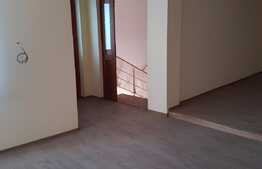 Spatiu comercial, 300 mp, open space, zona semicentrala