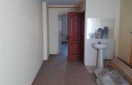 Spatiu comercial, 470 mp, 4 incaperi open space, zona Garii