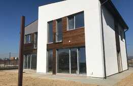 Duplex de vanzare, 130 mp, teren 310 mp, semifinisat, zona linistita!