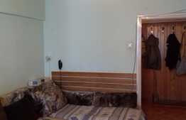 Apartament 4 camere, 79 mp, decomandat, etaj intermediar, zona Billa